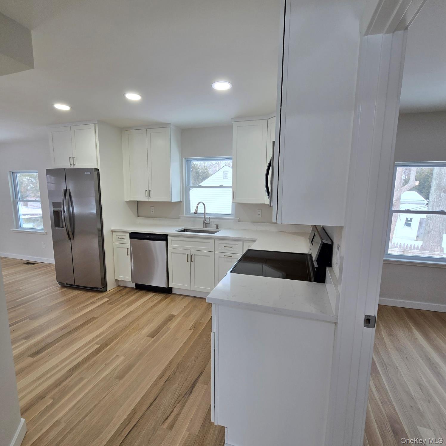 37 Gould Road Centereach, NY 11720 - Photo 4 of 22