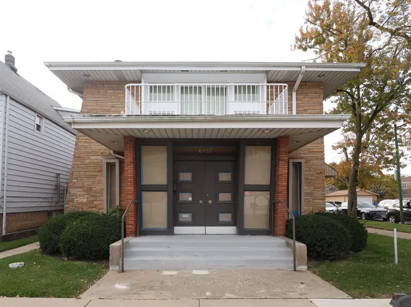 $1,750 | 3151 North Melvina Avenue, Unit 2A, Chicago, IL 60634