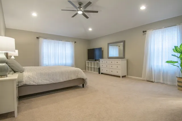 $5,250 | 367 Bloomfield Circle East, Oswego, IL 60543