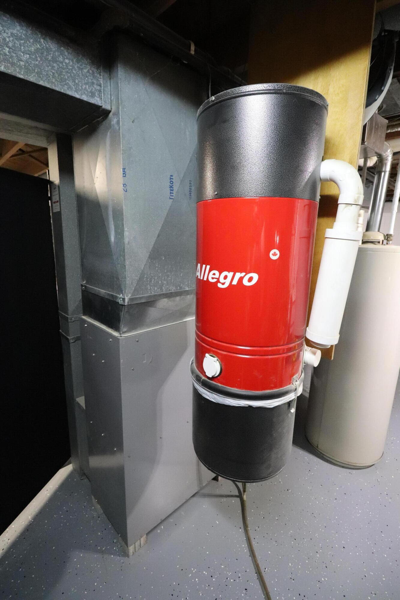 5228 South 9th Street Milwaukee, WI 53221 - Photo 19 of 23 IMG_8468