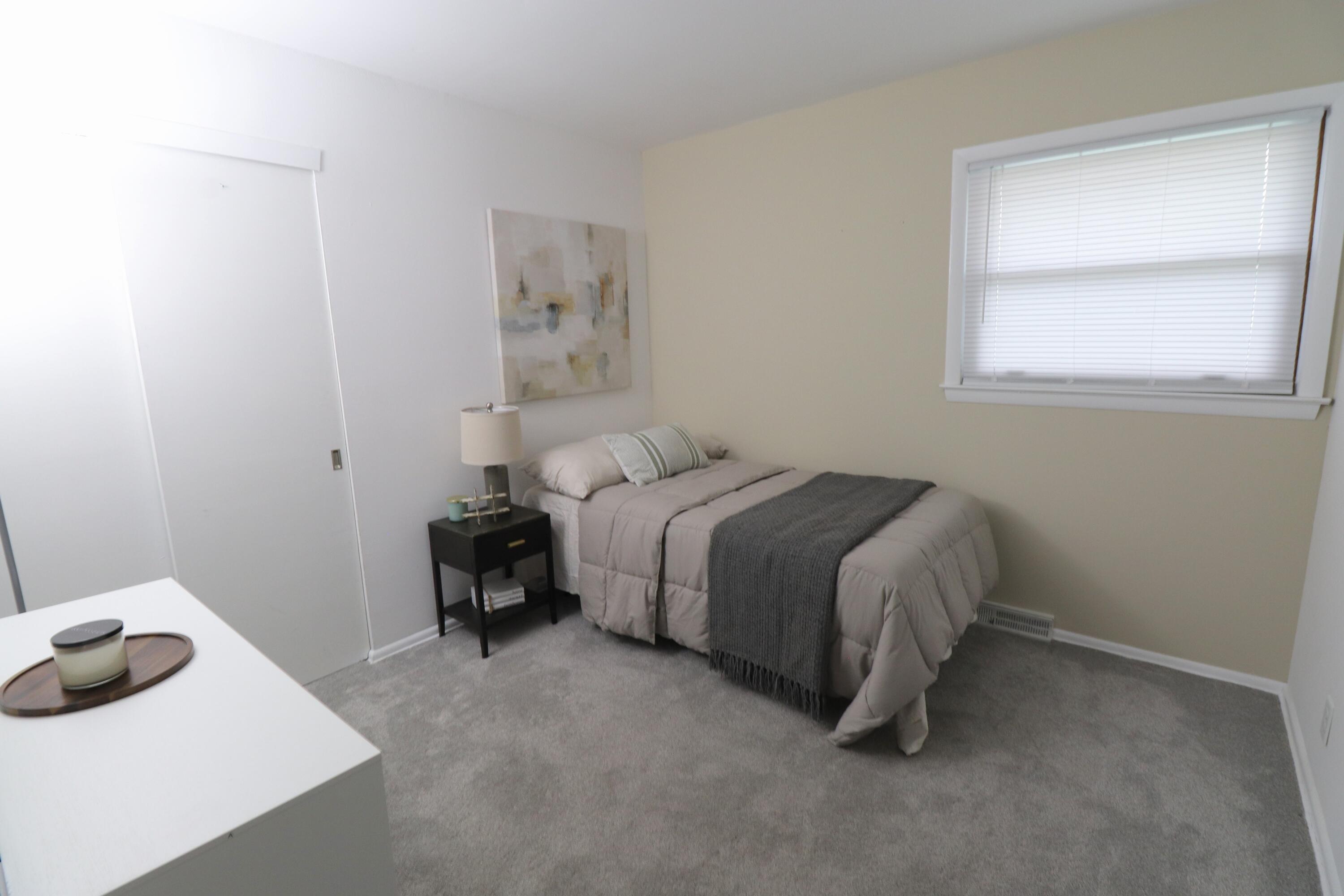 5228 South 9th Street Milwaukee, WI 53221 - Photo 6 of 23 BD II