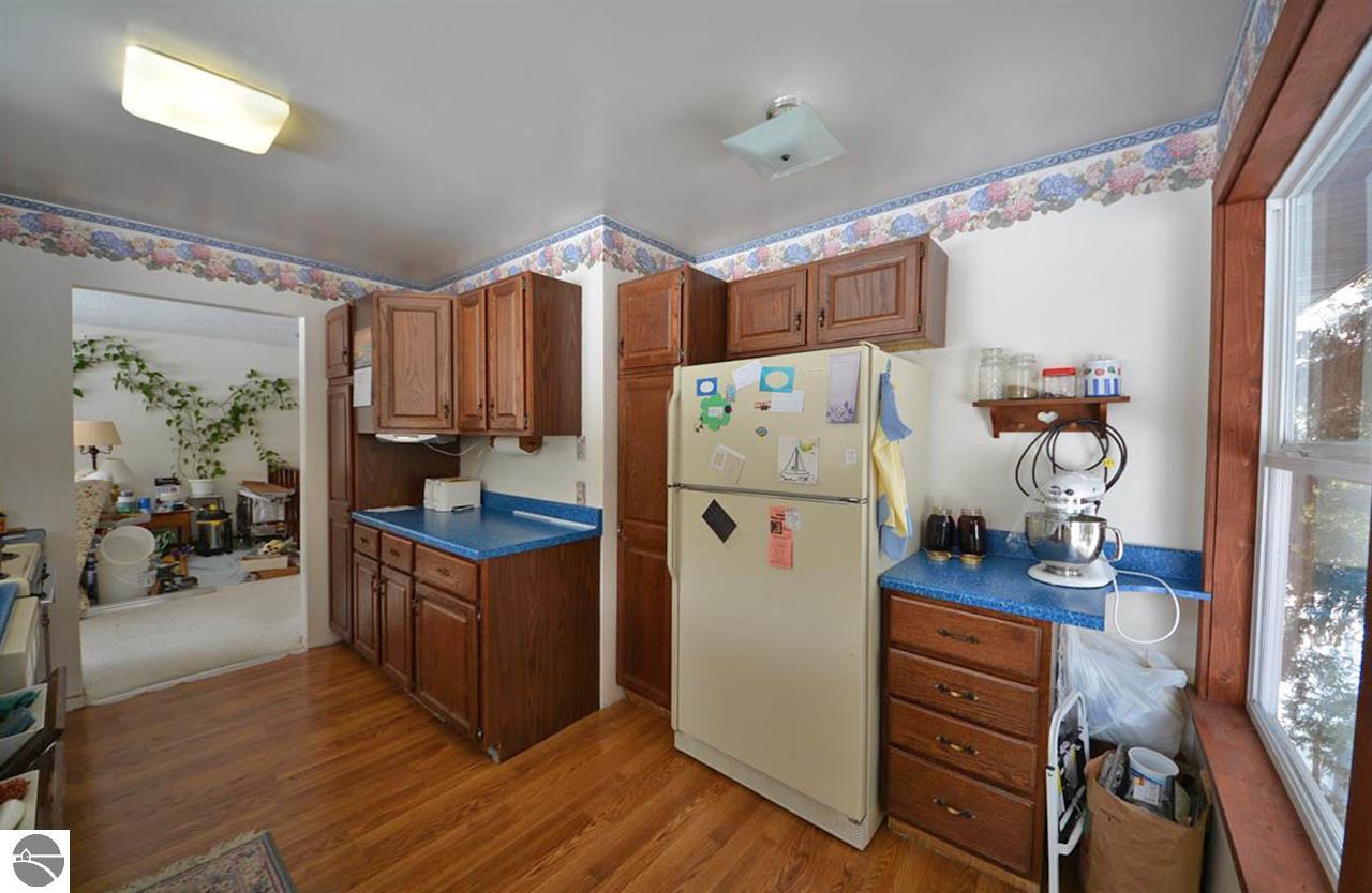 818 Cass Road Traverse City, MI 49696 - Photo 7 of 10 1781228-6.JPG