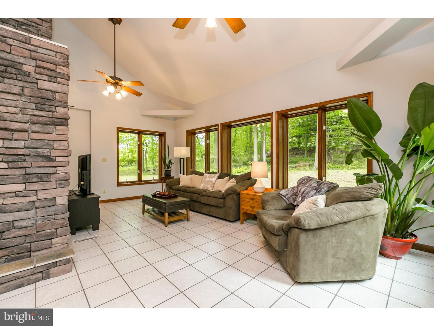 954 Messner Road Chester Springs, PA 19425 - Photo 4 of 25 Gallery Image 4