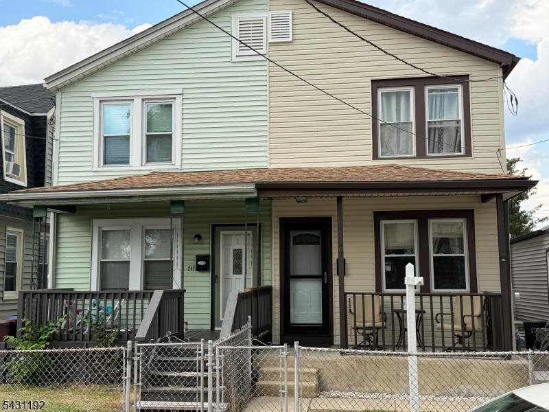 219 Taylor Street Riverside, NJ 08075 - Photo 3 of 31