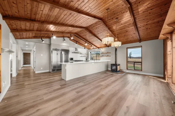 $724,900 | 1112 East Jennings Road, Spangle, WA 99031