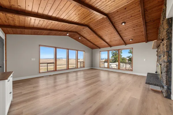 $724,900 | 1112 East Jennings Road, Spangle, WA 99031