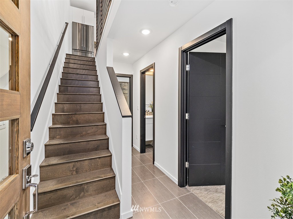 744 North 95th Street Seattle, WA 98103 - Photo 2 of 20
