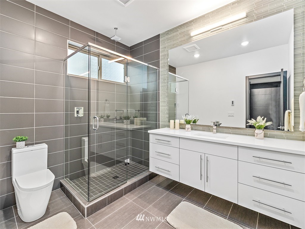 744 North 95th Street Seattle, WA 98103 - Photo 14 of 20
