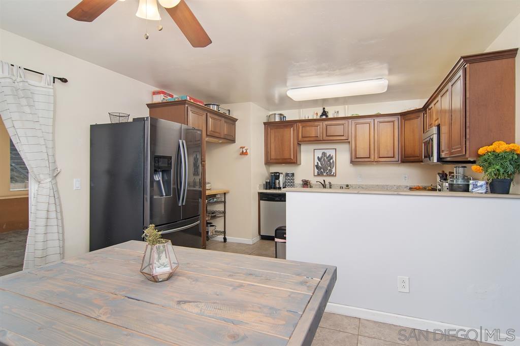 443 Concepcion Avenue Spring Valley, CA 91977 - Photo 10 of 25 Gallery Image 10