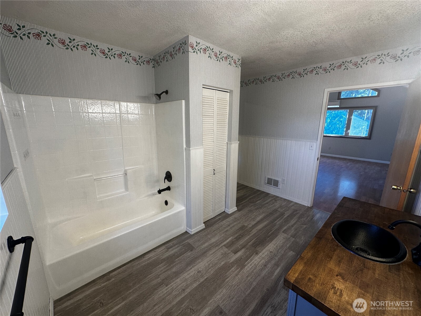 196 North Solmar Drive Sequim, WA 98382 - Photo 13 of 26
