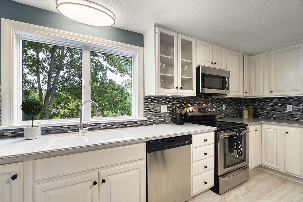 1 Fletcher Road Westford, MA 01886 - Photo 13 of 42 Gallery Image 13