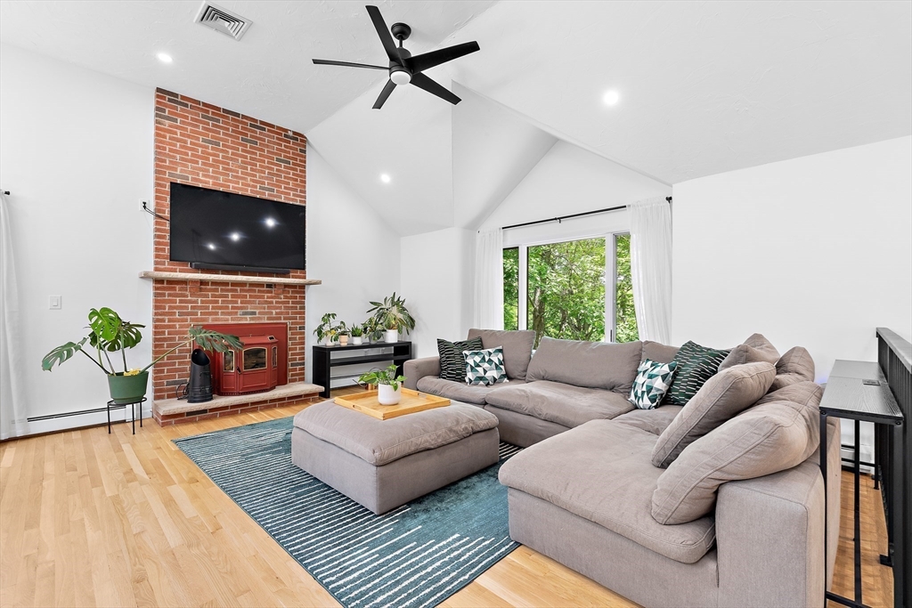25 Dexter Road Melrose, MA 02176 - Photo 16 of 42