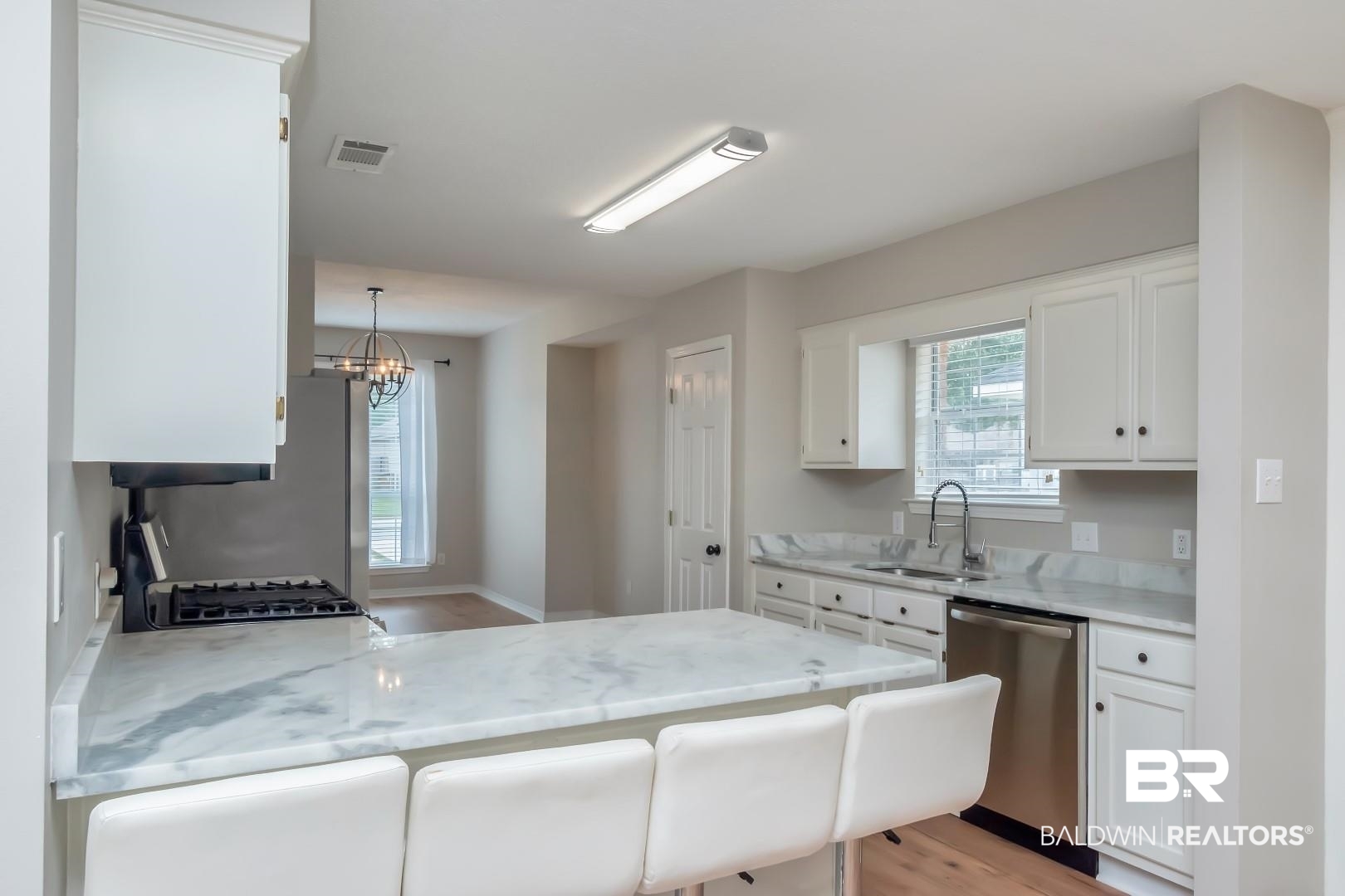 958 Henckley Avenue Mobile, AL 36609 - Photo 20 of 37