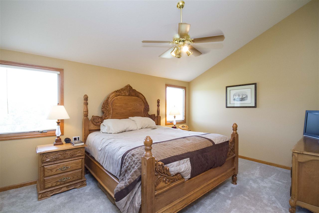 14110 Aboite Road Roanoke, IN 46783 - Photo 9 of 22