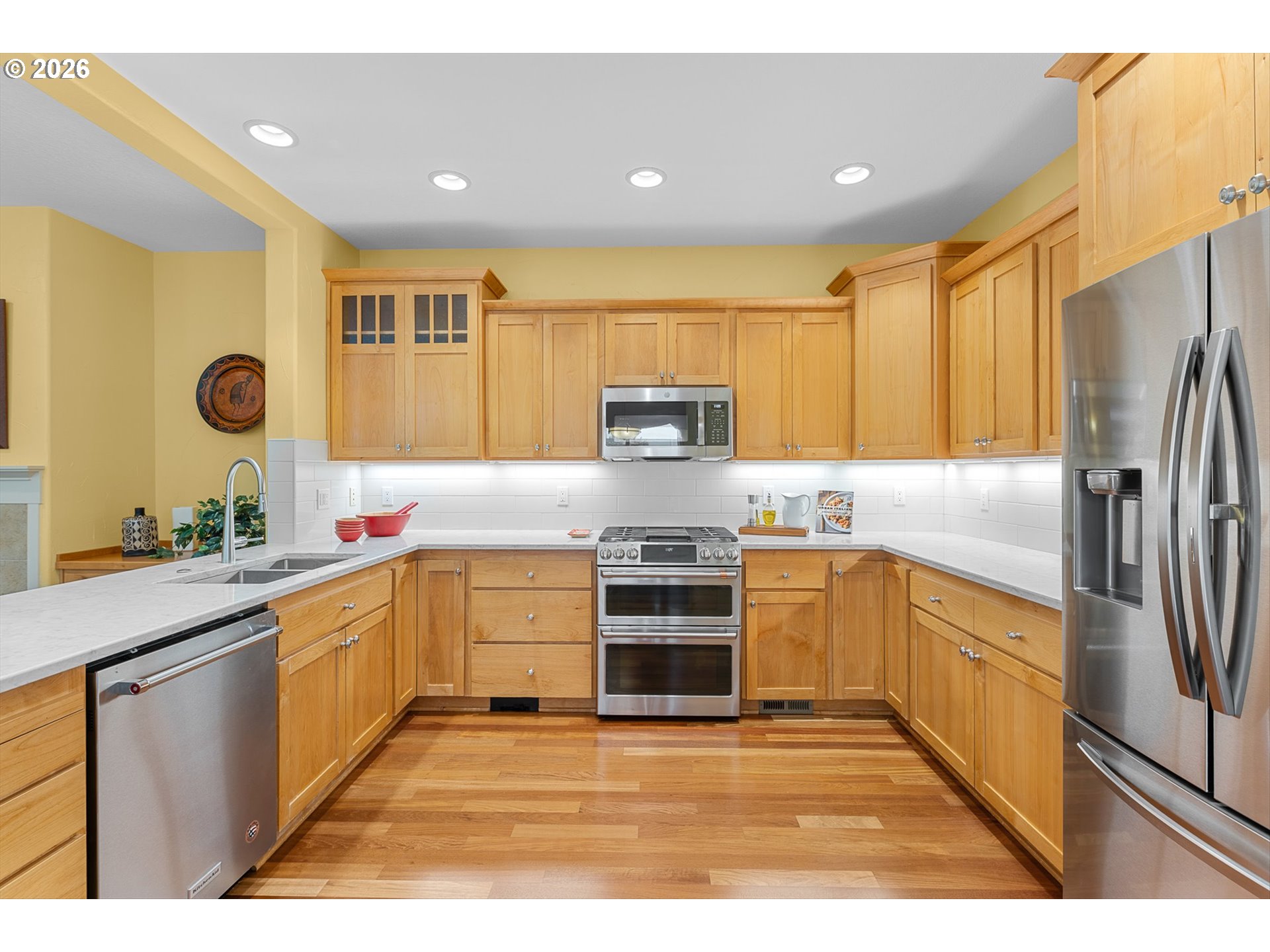 8914 Southwest Taylors Ferry Road Portland, OR 97223 - Photo 7 of 45