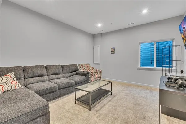 $386,900 | 119 Rivulet Place, Zelienople, PA 16063