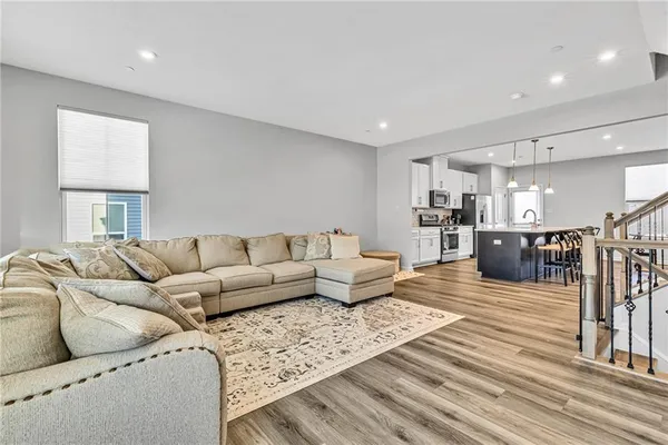 $386,900 | 119 Rivulet Place, Zelienople, PA 16063