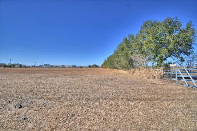 $950,000 | 6002 Waverly Road, Dundee, FL 33838