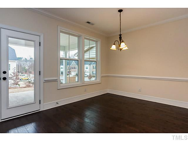 3917 Ivory Rose Lane Raleigh, NC 27612 - Photo 14 of 15 Kitchen