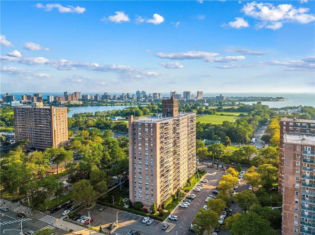 2652 Cropsey Avenue, Unit 9H Brooklyn, NY 11214 - Photo 10 of 23 a view of a city