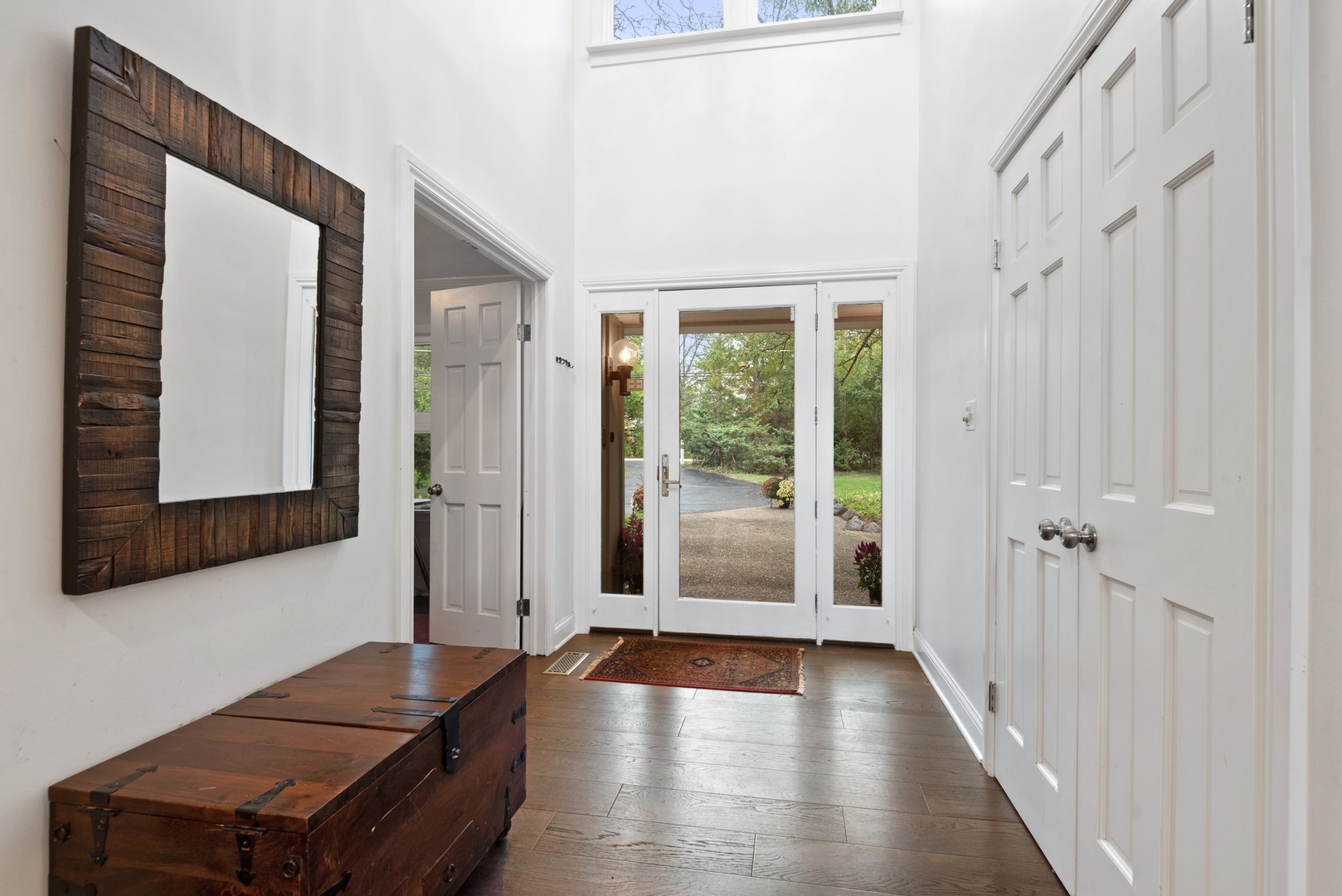 470 Voltz Road Northbrook, IL 60062 - Photo 3 of 58