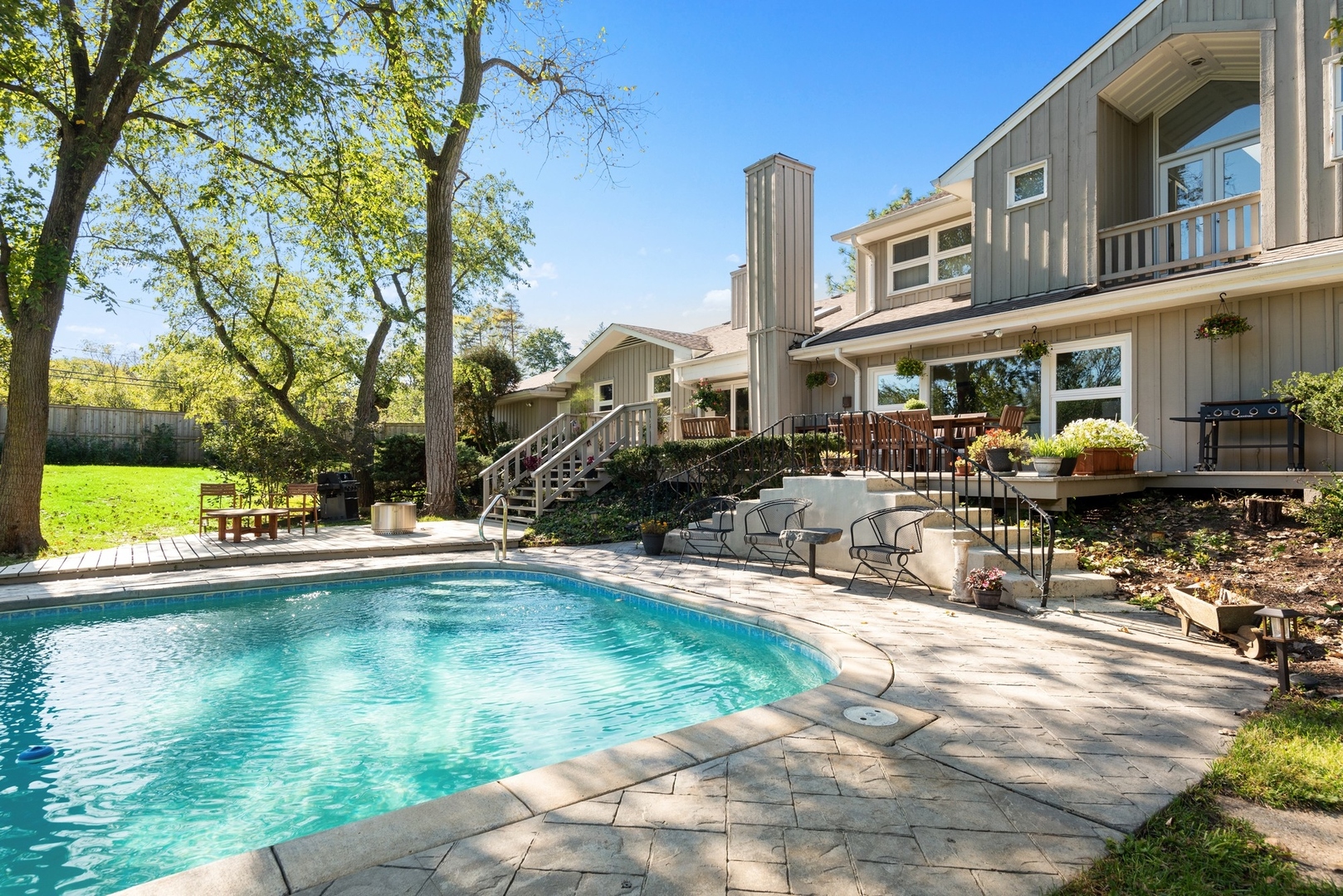 470 Voltz Road Northbrook, IL 60062 - Photo 52 of 58 a view of a swimming pool with a patio