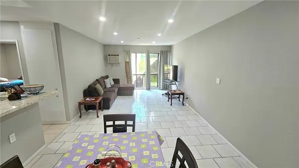 $289,900 | 17900 Sherman Way, Unit 226, Reseda, CA 91335