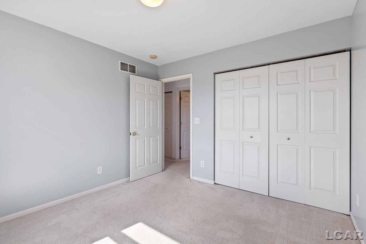 3101 Cobblestone Ridge Tecumseh, MI 49286 - Photo 20 of 36 50072249-19.JPG