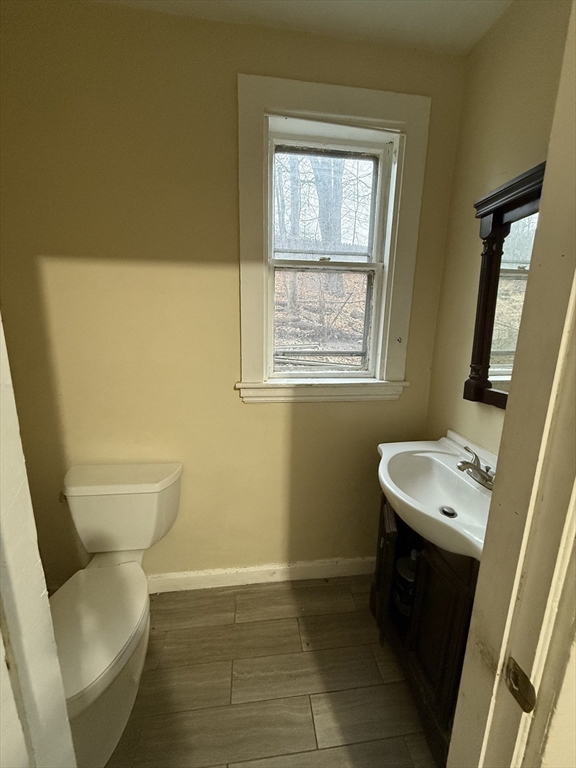 10 Eldora Street Boston, MA 02120 - Photo 11 of 26