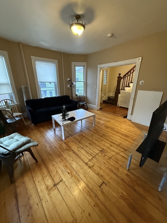 10 Eldora Street Boston, MA 02120 - Photo 3 of 26