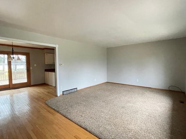 1143 Springview Drive Flushing, MI 48433 - Photo 3 of 20 50129686-e73686f6-5c82-4849-96e8-e159d19144d8.JPG