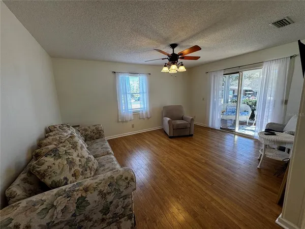 $1,500 | 1218 Pompano Lane, Lady Lake, FL 32159