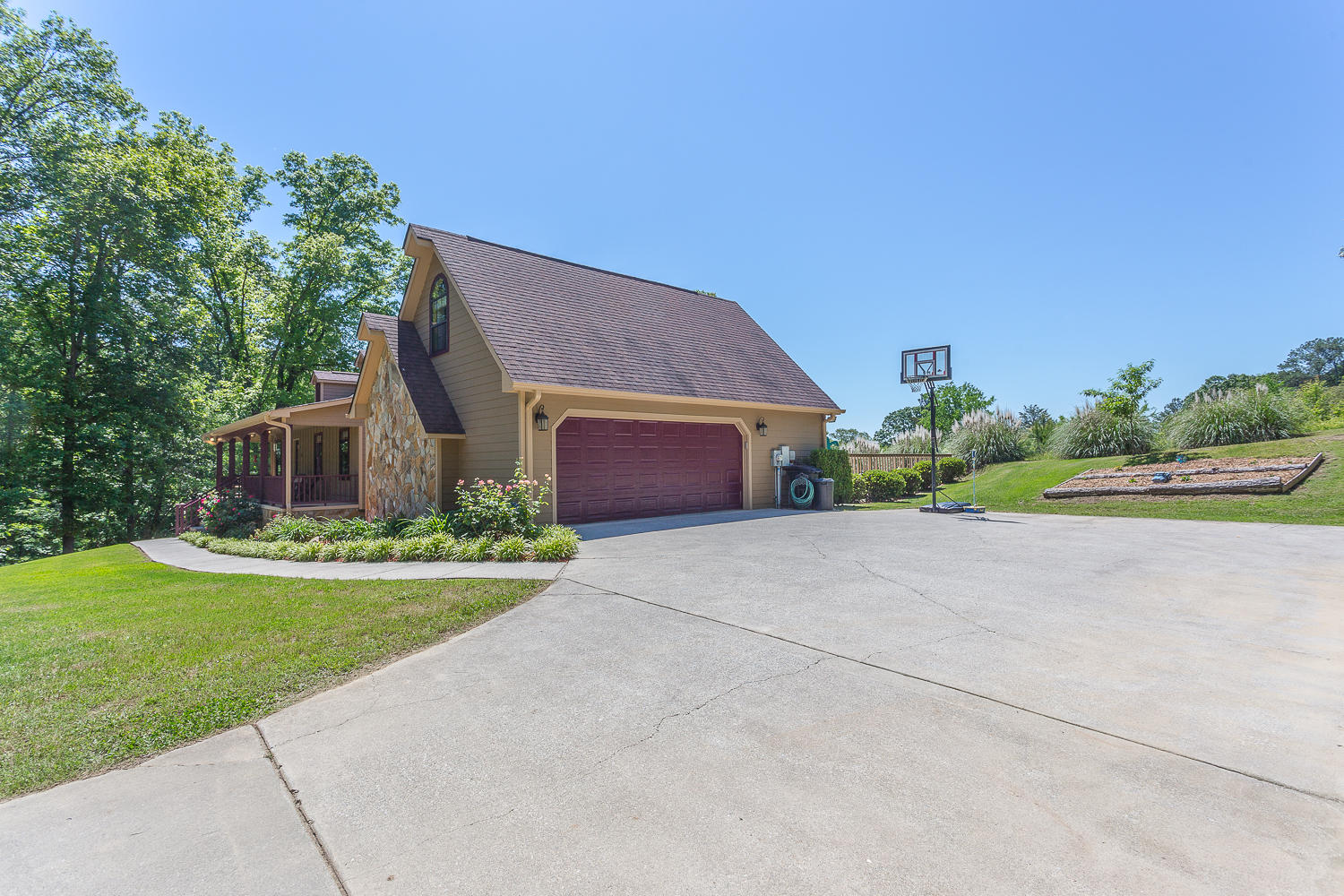 125 Raintree Lane Ringgold, GA 30736 - Photo 3 of 47 125 Rain Tree-6