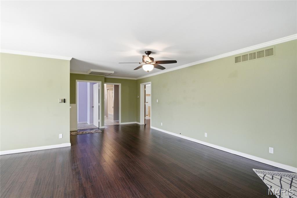 208 North Library Street Waterloo, IL 62298 - Photo 20 of 63