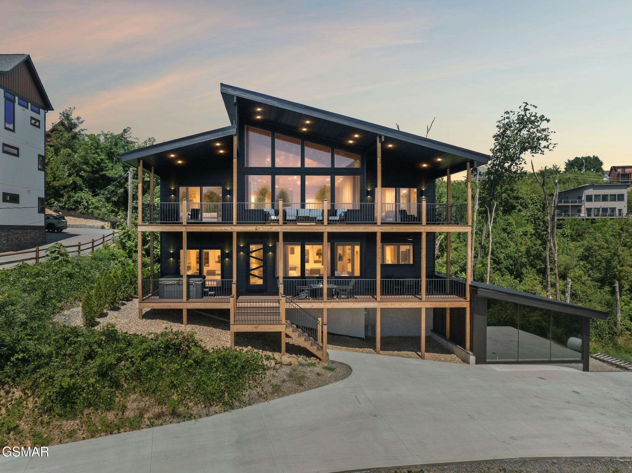 743 Village Loop Road Gatlinburg, TN 37738 - Photo 1 of 72 Gallery Image 1