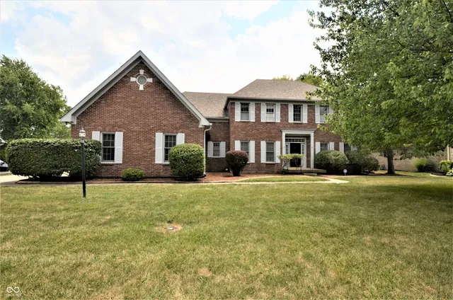 $3,400 | 1351 Woodpond N Roundabout, Carmel, IN 46033