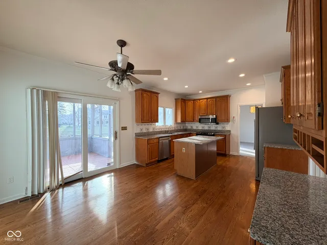 $3,400 | 1351 Woodpond N Roundabout, Carmel, IN 46033