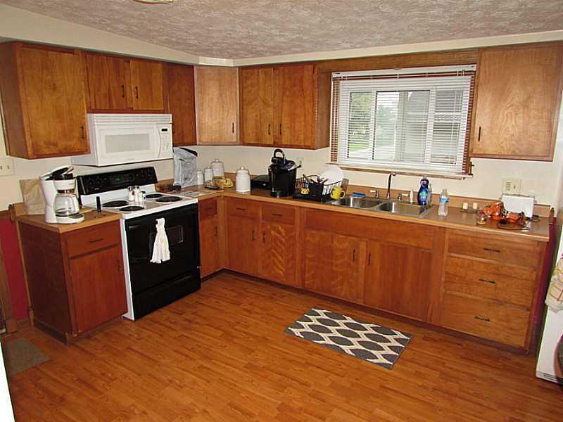 212 Pickrelltown Road West Liberty, OH 43357 - Photo 3 of 13