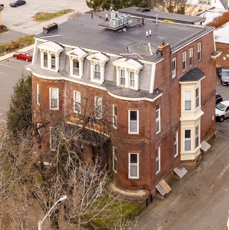 238-240 Union Street Springfield, MA 01105 - Photo 3 of 17 a front view of a multi story residential apartment building