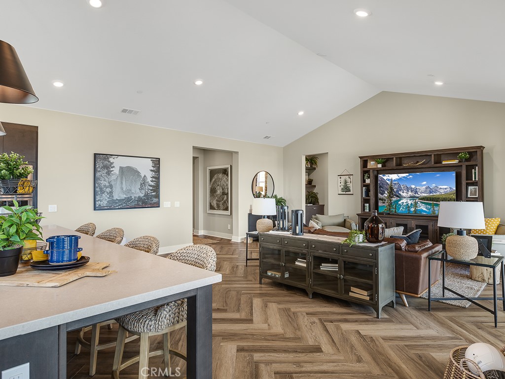 28726 Old Spgs Road Castaic, CA 91384 - Photo 25 of 42