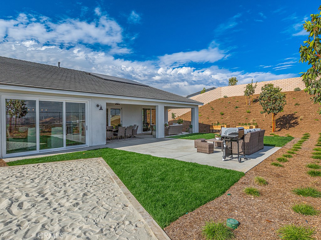 28726 Old Spgs Road Castaic, CA 91384 - Photo 5 of 42