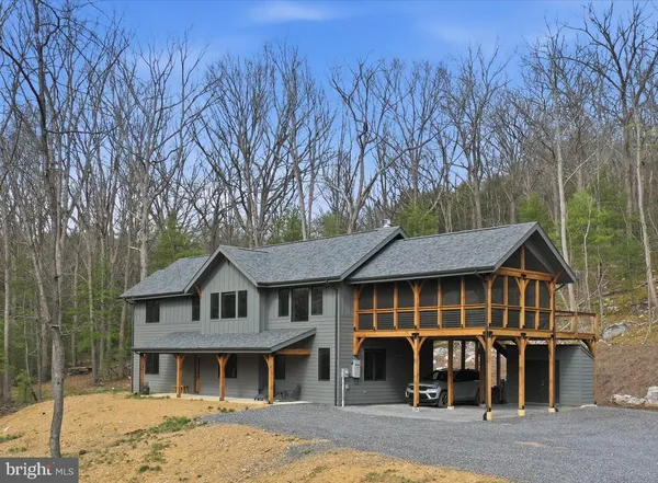 $849,000 | 777 Wildlife Drive, Lost City, WV 26810