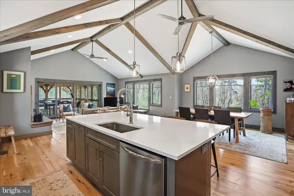 $849,000 | 777 Wildlife Drive, Lost City, WV 26810