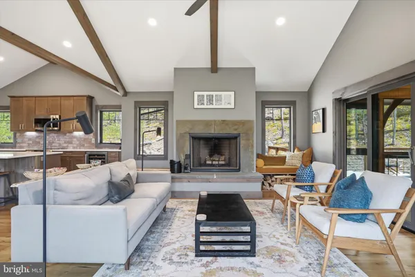 $849,000 | 777 Wildlife Drive, Lost City, WV 26810