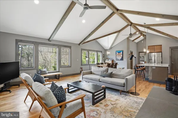 $849,000 | 777 Wildlife Drive, Lost City, WV 26810