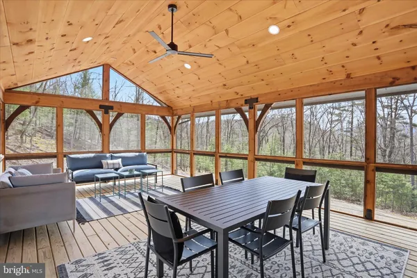 $849,000 | 777 Wildlife Drive, Lost City, WV 26810