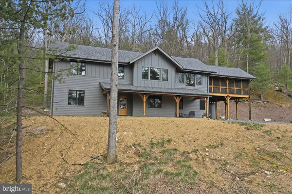 $849,000 | 777 Wildlife Drive, Lost City, WV 26810