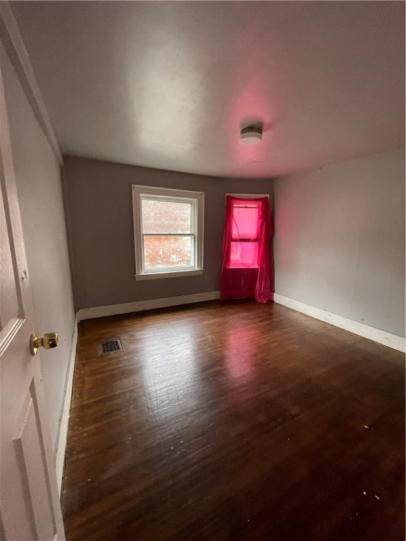 75 Arnett Boulevard Rochester, NY 14611 - Photo 12 of 14