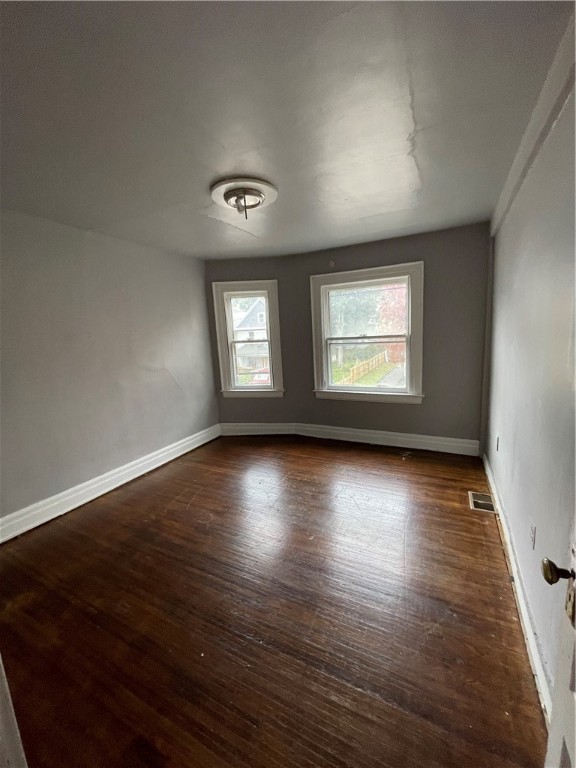 75 Arnett Boulevard Rochester, NY 14611 - Photo 13 of 14