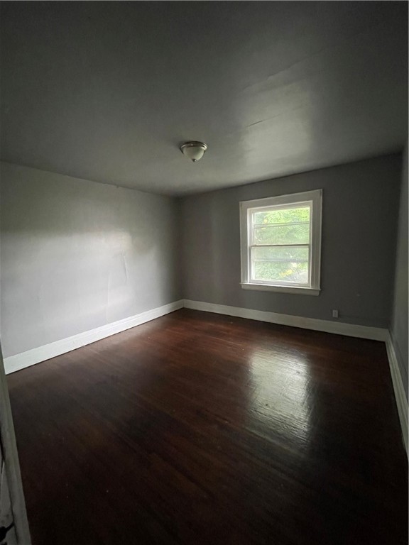 75 Arnett Boulevard Rochester, NY 14611 - Photo 10 of 14